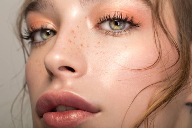 The Hydration Effect: How Proper Moisture Levels Keep Wrinkles at Bay