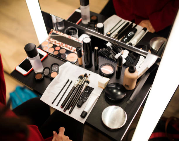 Why Your Office Air Is Wrinkling Your Face This Fall
