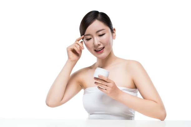 The Surprising Link Between Dry Skin and Wrinkles (And What to Do About It)