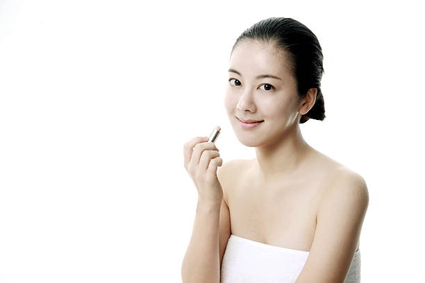 Don’t Let Your 40s Bring on the Jowls: Simple Tips That Work
