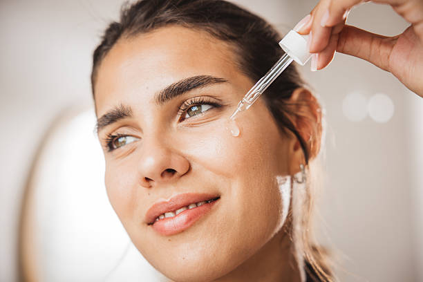 Bakuchiol: The Clean Beauty Secret That Smooths Wrinkles Without the Irritation