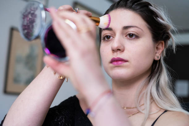 The Truth About Face Oils: A Hydration Hero for Dry Skin?