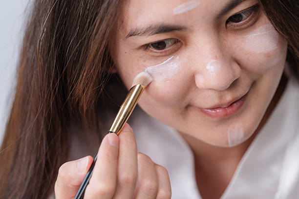 How to Choose a Foundation With SPF That Covers Without Looking Cakey